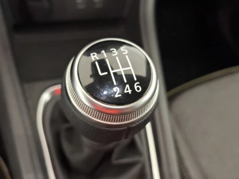 Renault Captur  Gasolina/gas  TCe Techno 74kW GLP