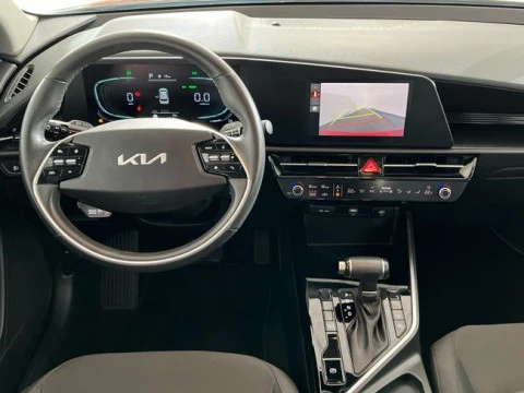Kia Niro 1.6 GDi HEV 104kW (141CV) Drive
