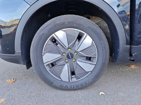 EBRO S400 1.5 DHE HEV Excellence CVT