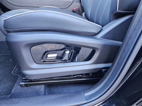 EBRO S400 1.5 DHE HEV Excellence CVT