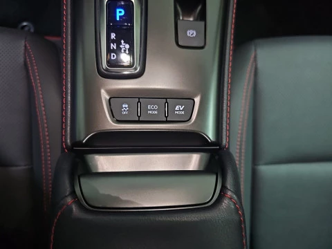 Lexus LBX 1.5 136cv HEV Emotion+