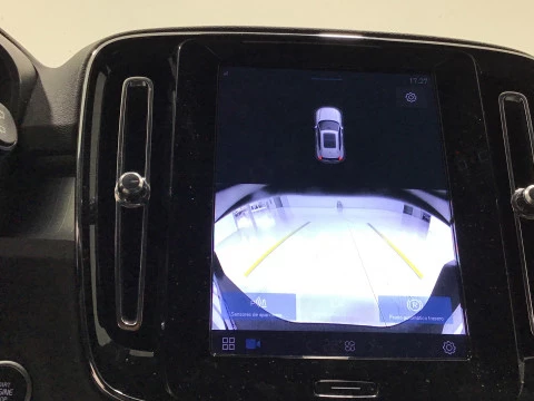 Volvo XC40 2.0 B3 G Core Auto