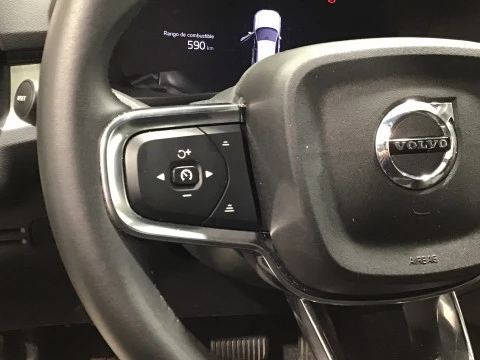 Volvo XC40 2.0 B3 G Core Auto