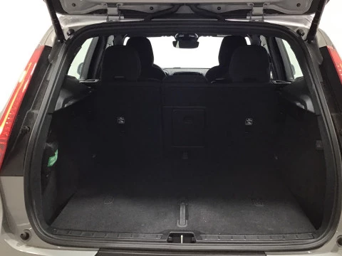 Volvo XC40 2.0 B3 G Core Auto