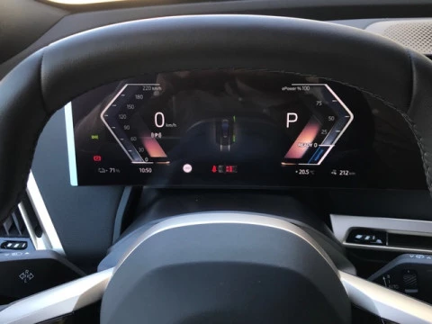 BMW iX xDrive40 240 kW (326 CV)