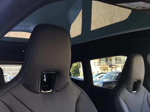 BMW iX xDrive40 240 kW (326 CV)