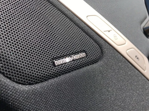 BMW iX xDrive40 240 kW (326 CV)