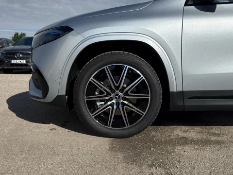 Mercedes-Benz EQA  250+