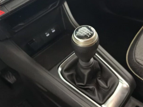 Renault Captur  Gasolina/gas  TCe Techno 74kW GLP