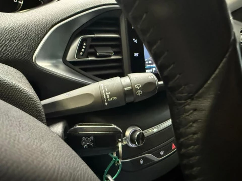 Peugeot 308 5p Style BlueHDi 130 S&S
