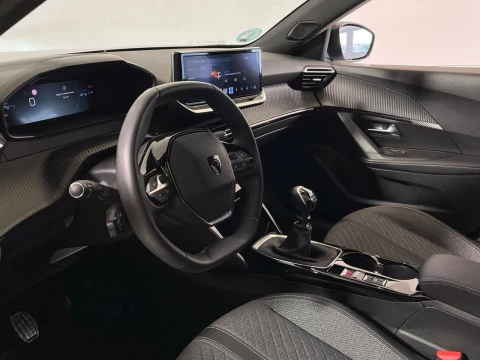 Peugeot 2008 Allure Pack Puretech 100 S&S 6 Vel. MAN
