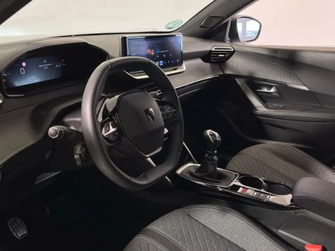 Peugeot 2008 Allure Pack Puretech 100 S&S 6 Vel. MAN