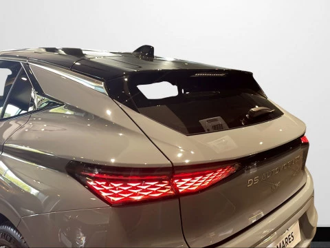 DS Nº4 Hybrid 145 Étoile Alcantara@
