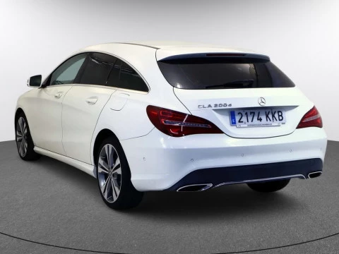 Mercedes-Benz CLA-CLASS CLA 200 D DCT SHOOTING BRAKE 5P