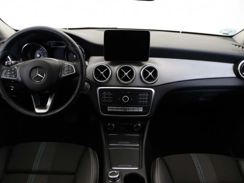 Mercedes-Benz CLA-CLASS CLA 200 D DCT SHOOTING BRAKE 5P