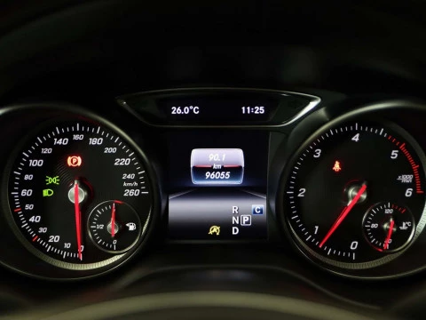 Mercedes-Benz CLA-CLASS CLA 200 D DCT SHOOTING BRAKE 5P