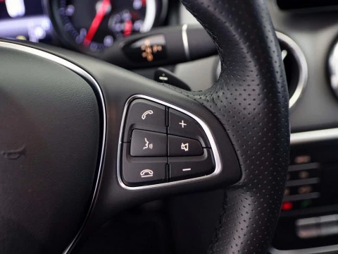 Mercedes-Benz CLA-CLASS CLA 200 D DCT SHOOTING BRAKE 5P