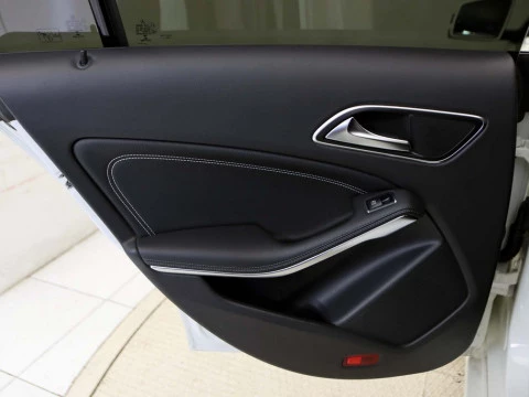 Mercedes-Benz CLA-CLASS CLA 200 D DCT SHOOTING BRAKE 5P