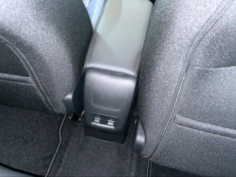 Peugeot 208 Allure HYBRID 110 eDCS6