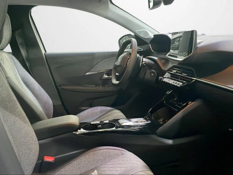 Peugeot 208 Allure HYBRID 110 eDCS6