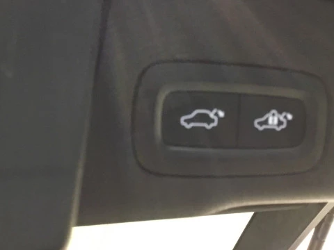 Volvo XC60 XC60 Recharge Ultimate, T6 plug-in hybrid eAWD, El?ctrico/Gasolina, Dark