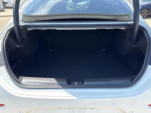 Mercedes-Benz CLA  250+ con tecnologia EQ