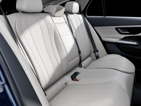 Mercedes-Benz Clase E 300 de 4MATIC All-Terrain EQ Estate