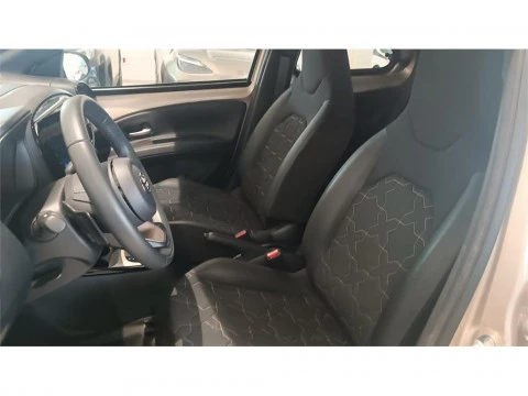 Toyota Aygo X Cross Cross Chic s-CVT