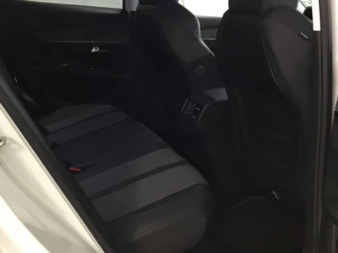 Peugeot 3008 1.6BLUEHDI 88KW (120CV) ALLURE S&S