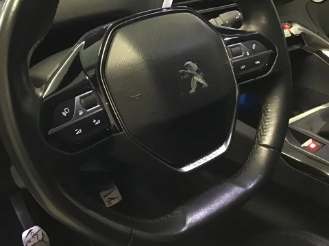 Peugeot 3008 1.6BLUEHDI 88KW (120CV) ALLURE S&S