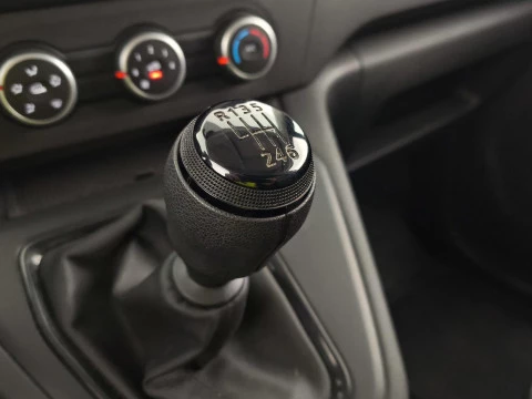 Renault Kangoo Furgón Kangoo Fg. 1.5Blue dCi Profesional Abrete Sesamo 70kW