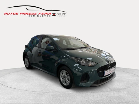 Mazda2 1.5 85 kW (116 CV) CVT Centre-line