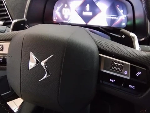 DS 7 Crossback 1.5 BLUEHDI D.E. 96KW PERFORM. LINE AUTO 5P