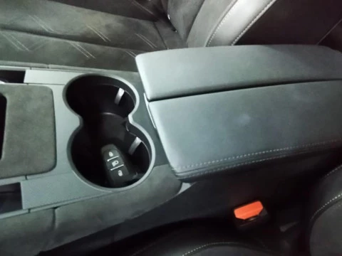 DS 7 Crossback 1.5 BLUEHDI D.E. 96KW PERFORM. LINE AUTO 5P