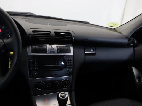 Mercedes-Benz C-CLASS CLASE C 180 K AVANTGARDE ESTATE 5P