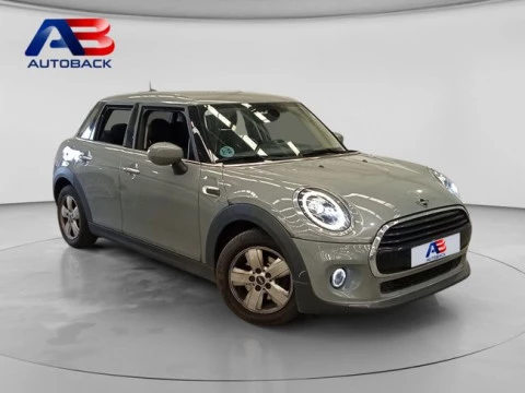 MINI COOPER 5 PUERTAS