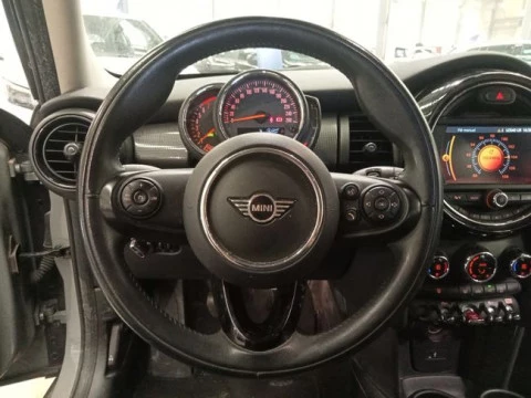 MINI COOPER 5 PUERTAS