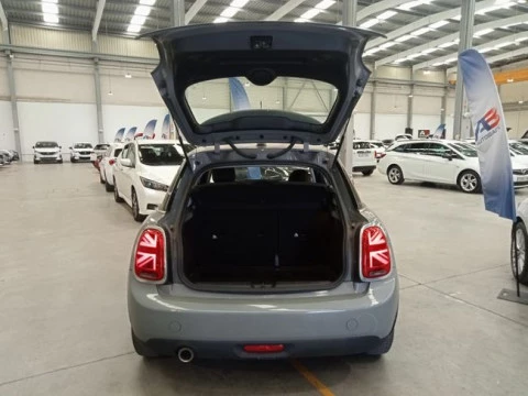 MINI COOPER 5 PUERTAS