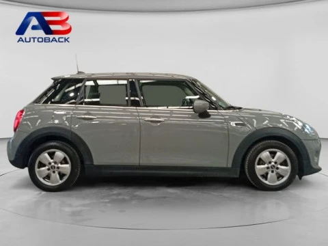 MINI COOPER 5 PUERTAS