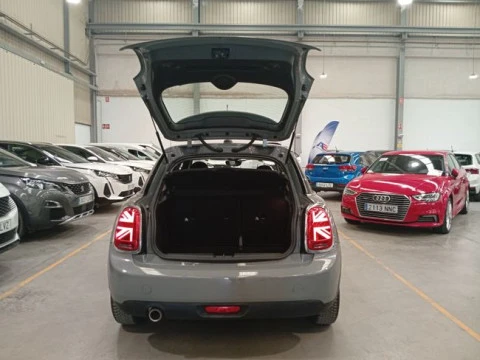 MINI COOPER 5 PUERTAS