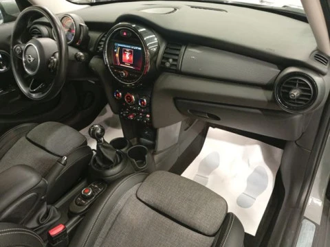 MINI COOPER 5 PUERTAS