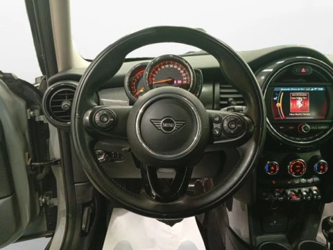 MINI COOPER 5 PUERTAS