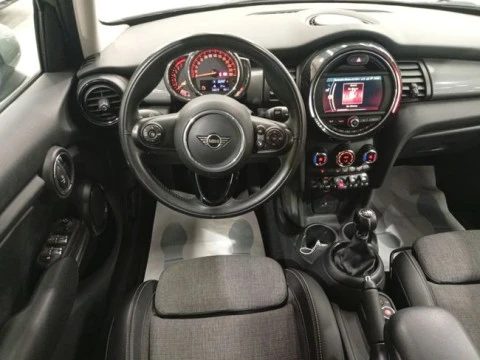 MINI COOPER 5 PUERTAS