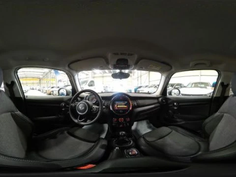MINI COOPER 5 PUERTAS
