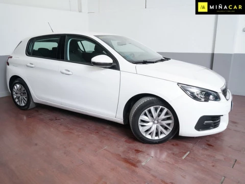 Peugeot 308 5P Allure BlueHDi 100 SS 6 Vel. MAN