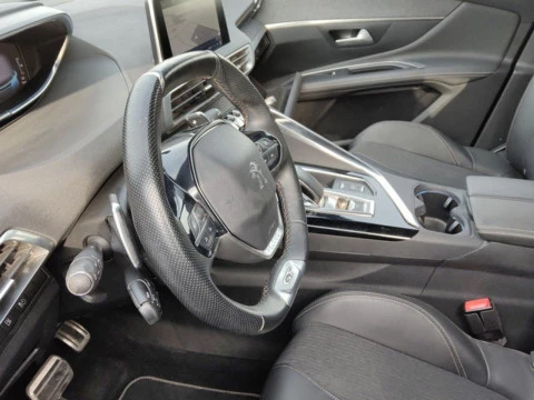 Peugeot 3008 Hybrid 225 e-EAT8 GT