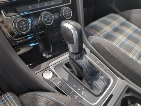 Volkswagen Golf GTE 1.4 TSI e-Power 150kW (204CV) DSG