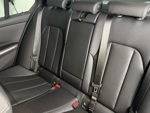 BMW Serie 3 330e 215 kW (292 CV)