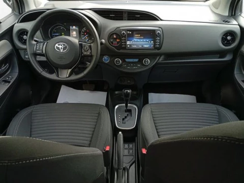 Toyota Yaris 1.5 100H Active Tech
