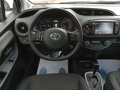 Toyota Yaris 1.5 100H Active Tech